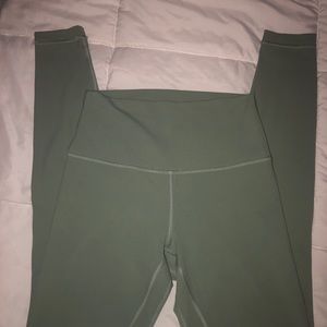 Lululemon Align 7/8 legging “Rosemary Green”